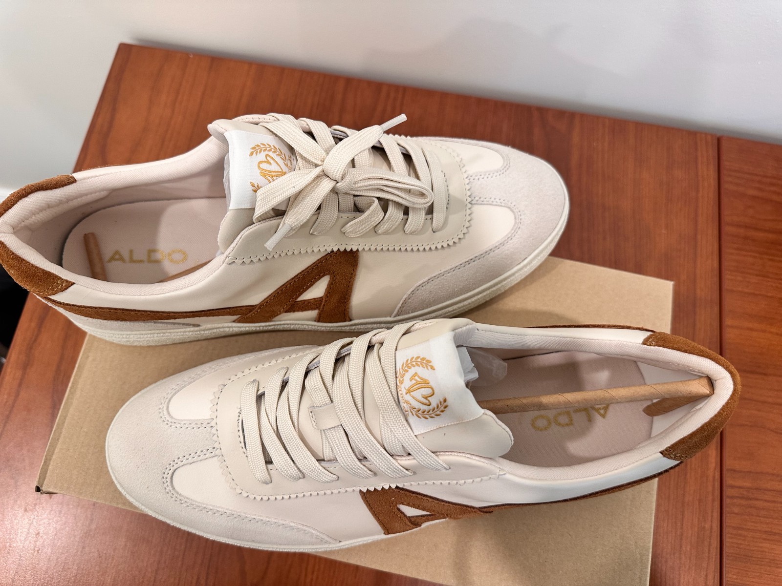 NEW ALDO Sport Club Men’s Sneakers Size 12 White Beige Leather S - photo 3