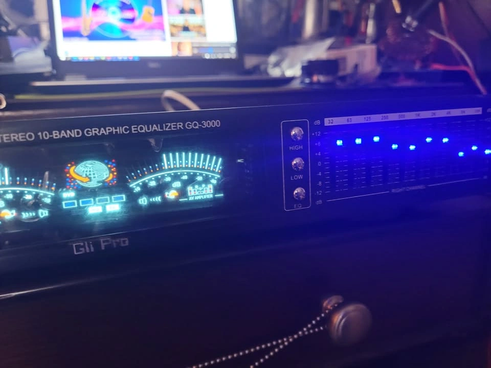 GLI Pro Dual Stereo 10 Band Graphic Equalizer GQ-3000 - photo 2