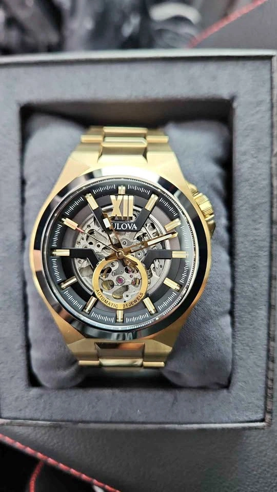 Bulova Maquina Automatic Watch