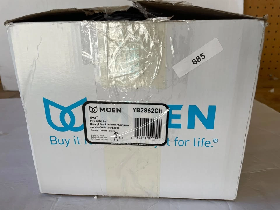 Moen 2-Light Chrome Vanity Fixture (New) - photo 4