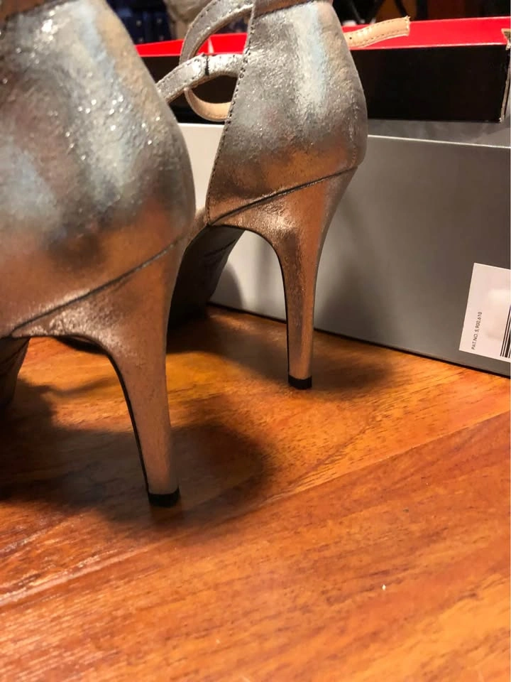 High Heels - photo 3