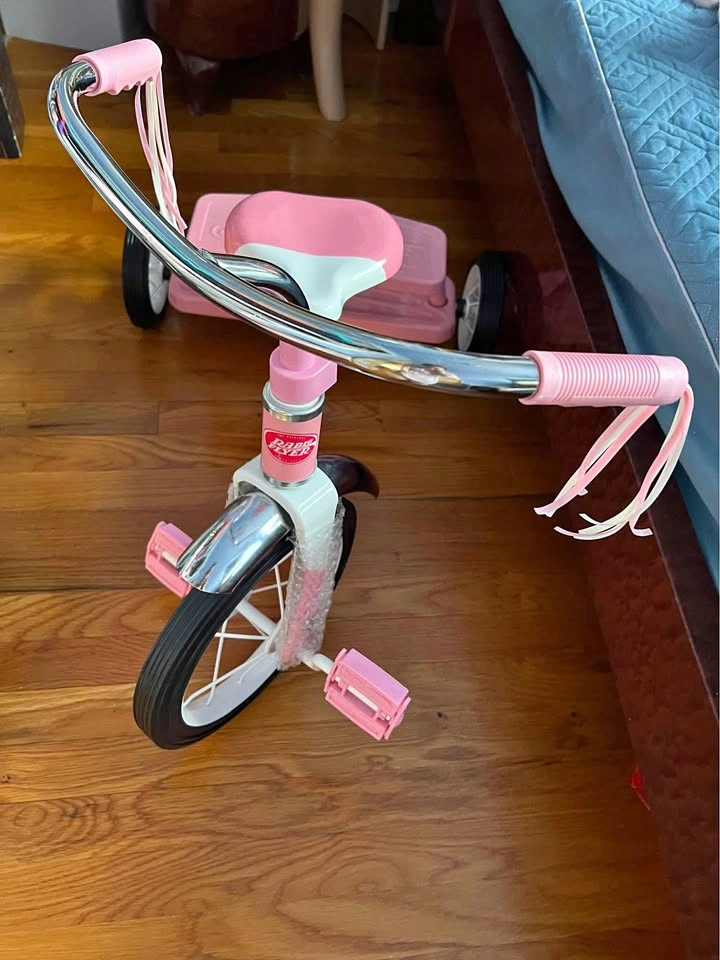 Radio Flyer Classic Tricycle - Pink