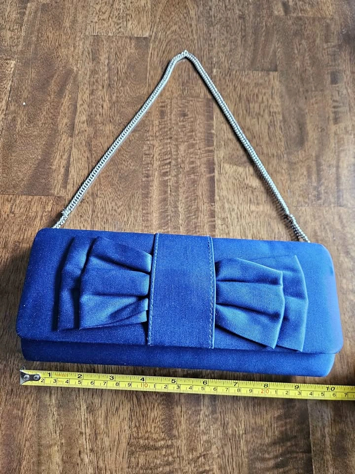 Elegant Navy Blue Satin Bow Clutch – Versatile 2-in-1 Design 🎀