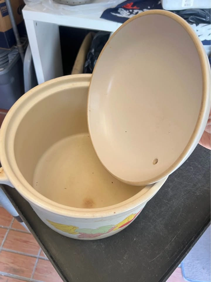 5QT Porcelain Pot with Enamel Lid - photo 2
