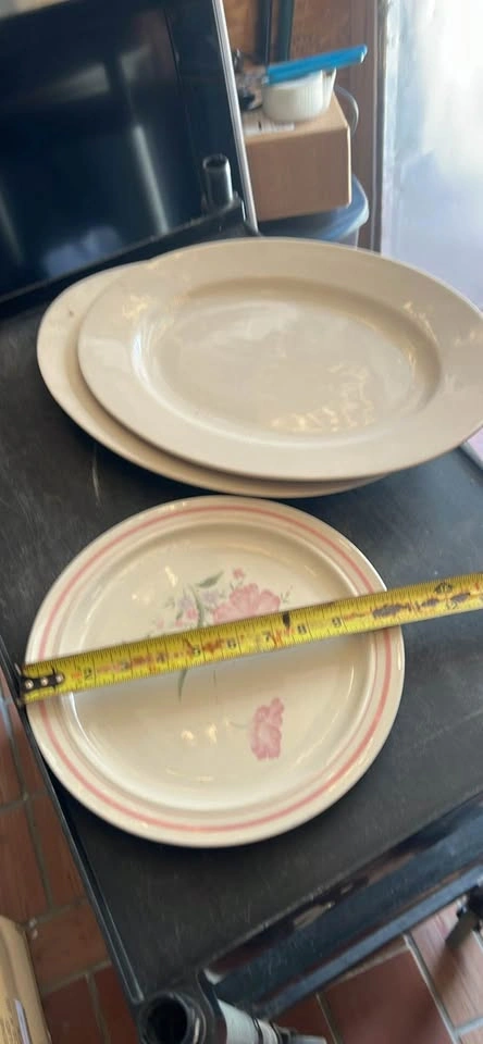 Porcelain Platters $5 Each - photo 3