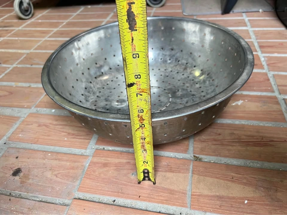 15" Stainless Steel Colander - Heavy Duty Kitchen Drainer Basket - photo 2