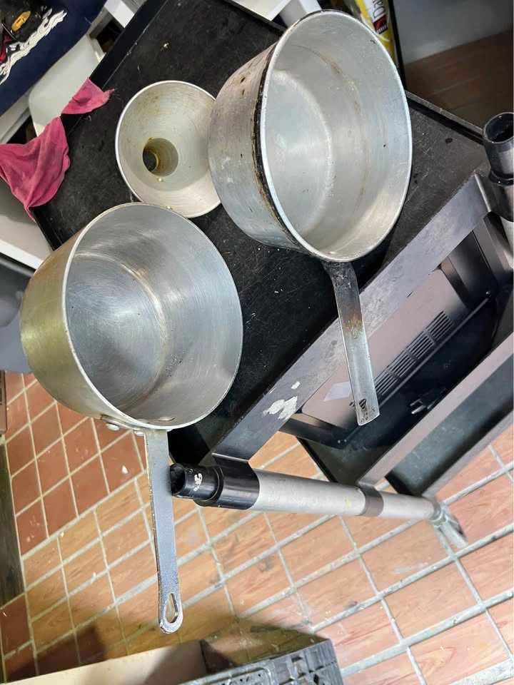 2pc Heavy-Duty Aluminum Sauce Pan & 1pc Funnel - $25 - photo 2