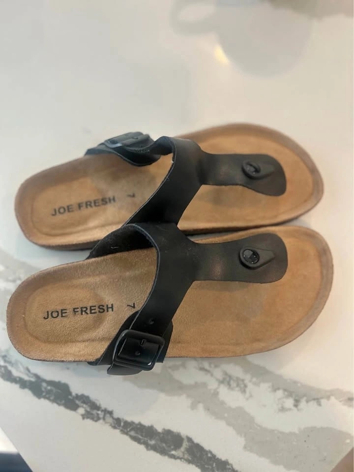 Joe Fresh Size 7 Never Worn