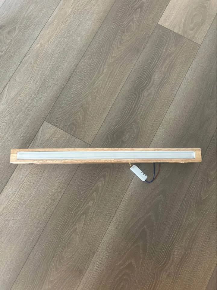 BRAND NEW Wood Linear Wall Light Long Led Wall Sconce - photo 4