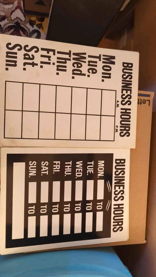 Business window signs - photo 5