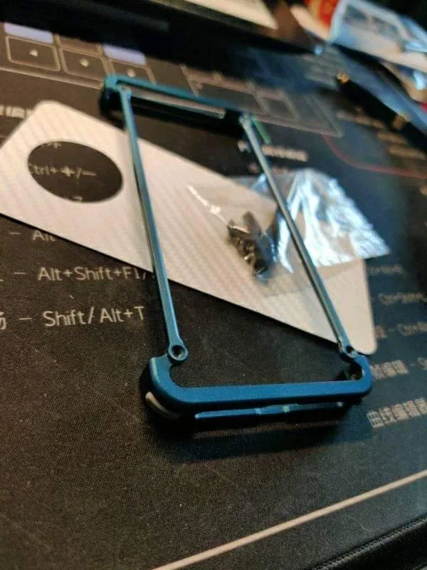 Cellphone metal frame case - OnePlus 7T - photo 3