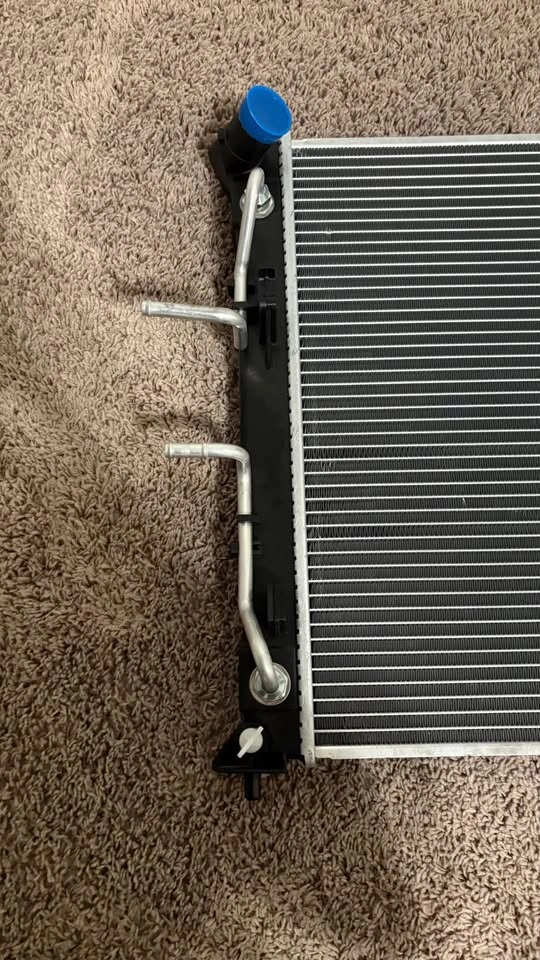 1-Row Aluminum Cooling Radiator for 16-18 Kia Optima 2.0T AT - photo 4
