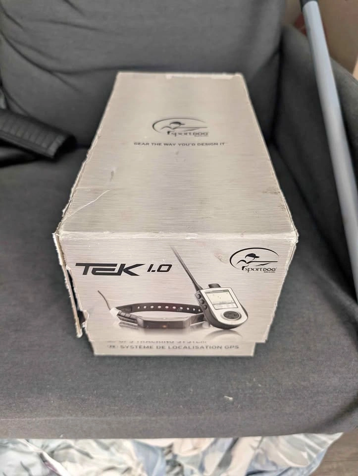 BNIB GPS Trackable Dog Collar