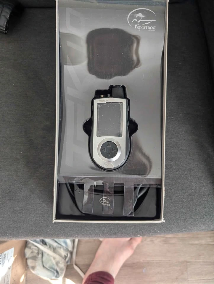 BNIB GPS Trackable Dog Collar - photo 2