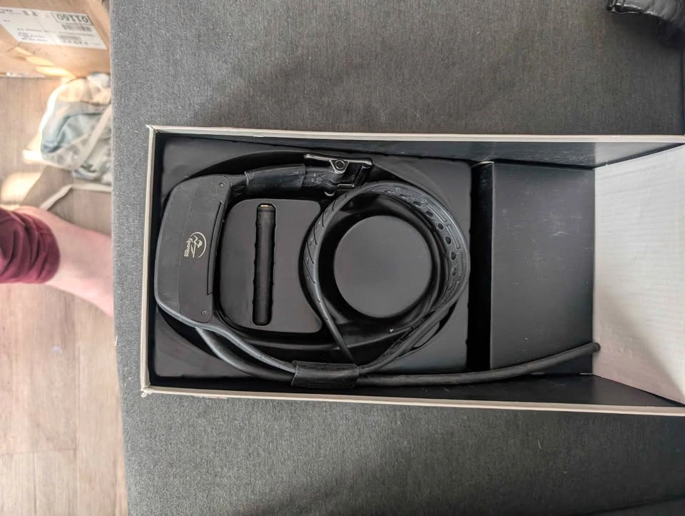 BNIB GPS Trackable Dog Collar - photo 3