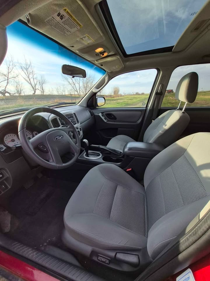 2006 Ford Escape XLT 4WD SUV - photo 5