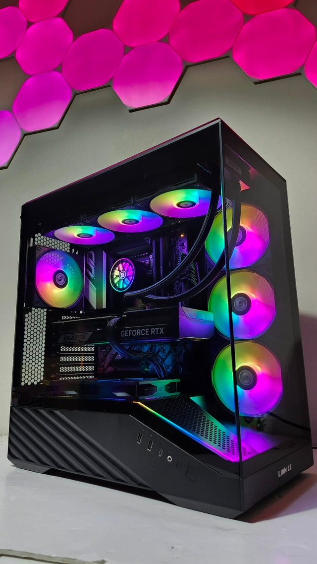 Ultimate Gaming PC | RTX 5070Ti / Ultra 5 245KF / 32GB DDR5