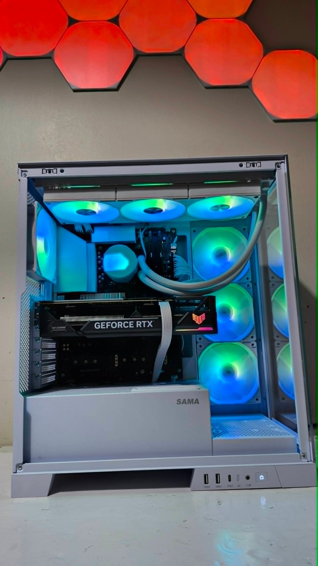 White Gaming PC | RTX 4070Ti, i5-245KF, 32GB DDR5 - photo 3