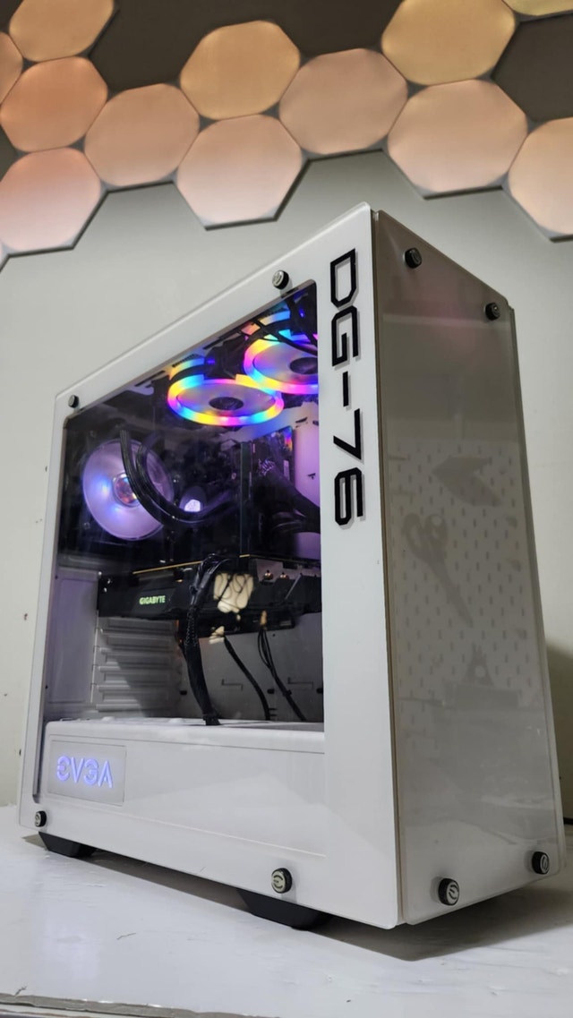 Budget Gaming PC ! i5 8600K + GTX 1070 ROG + 16GB ram