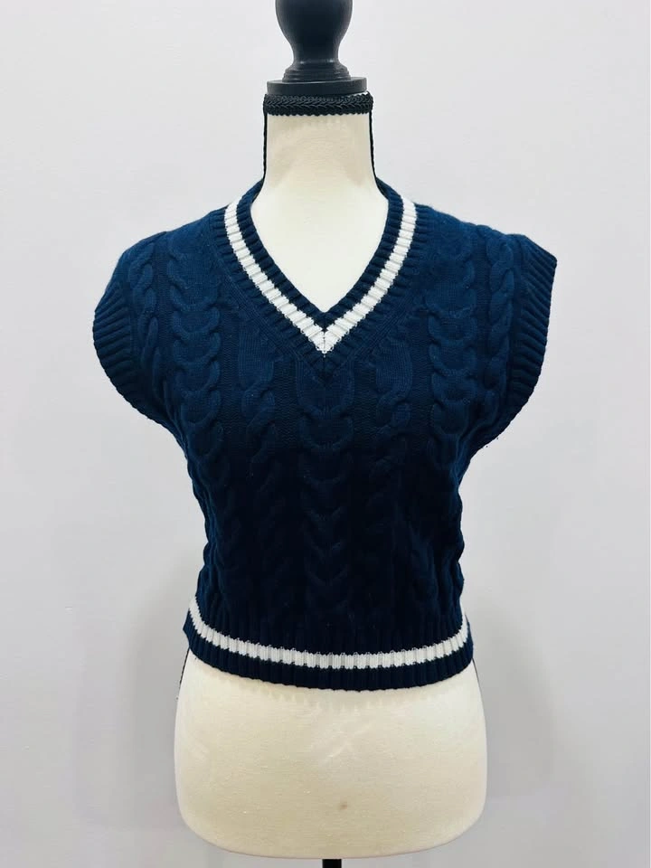 EUC Sunday Best ARITZIA Navy Cable-Knit V-Neck Sweater Vest Meri - photo 2