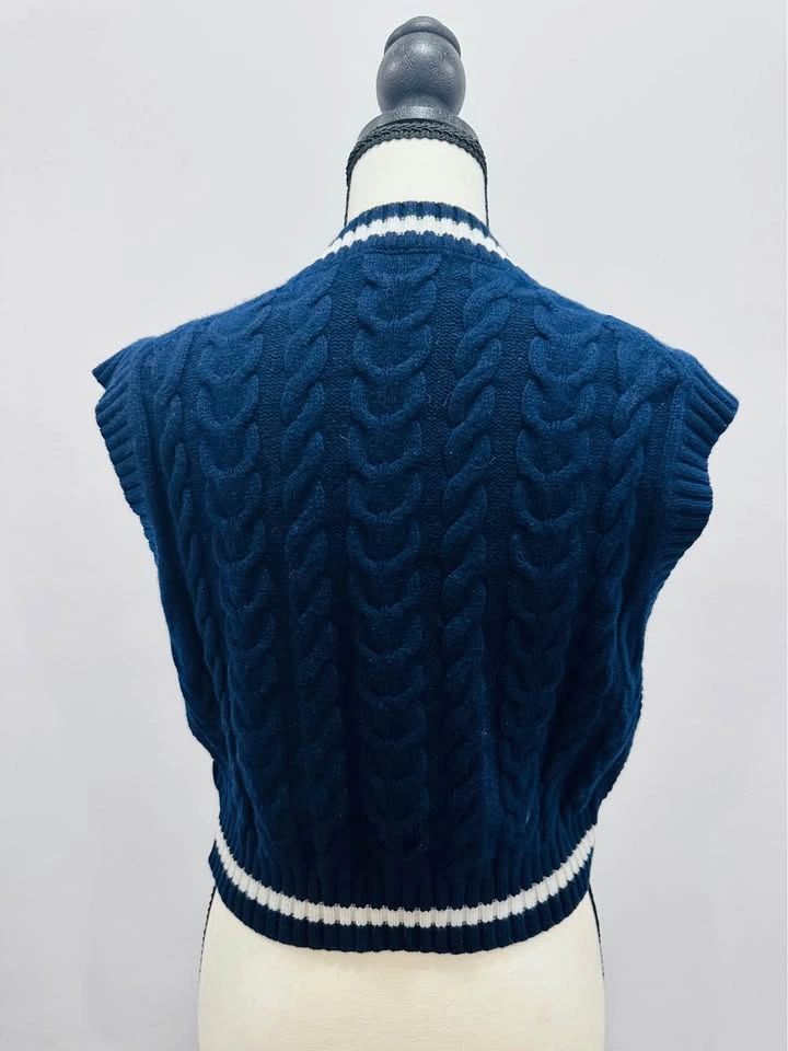 EUC Sunday Best ARITZIA Navy Cable-Knit V-Neck Sweater Vest Meri - photo 5