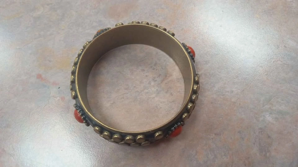 Brass Bangle Bracelet With Red Accents Vintage Costume Jewelry - photo 5