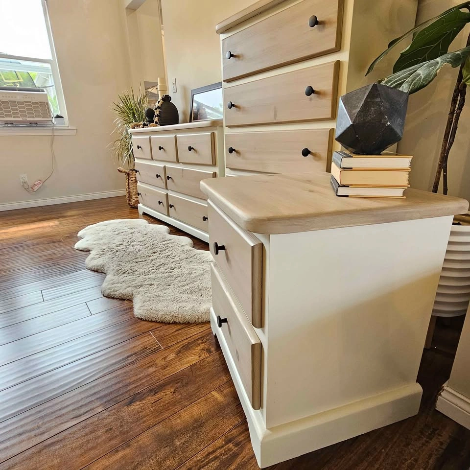 Refinished Solid Wood Dressers and Nightstand Set - photo 3