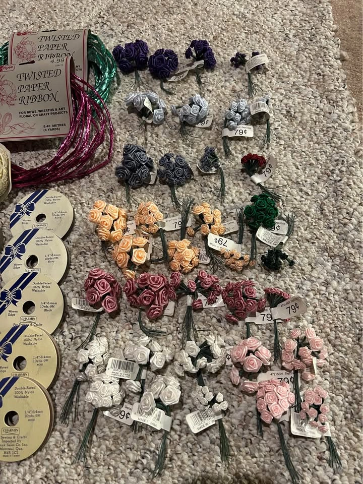 New Craft Ribbon, Trim, Flowers & Supplies - 60 Items Lot - photo 4