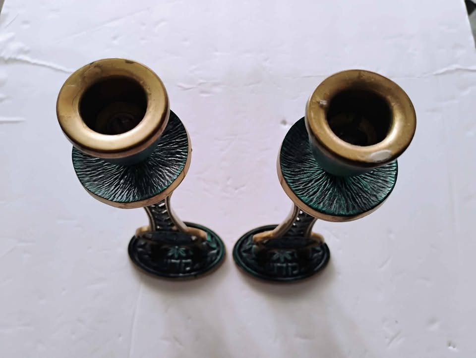 VINTAGE ISRAEL JEWISH HEBREW BRASS ENAMEL CANDLESTICKS - photo 5