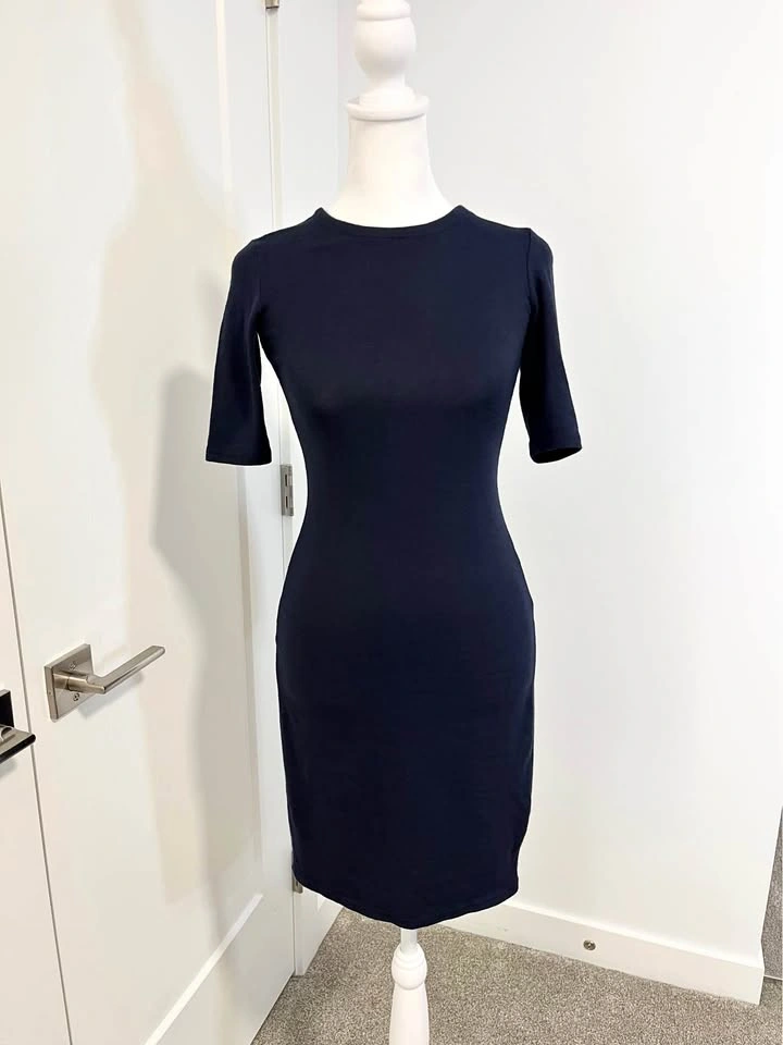 WILFRED FREE Aritzia Navy Short-Sleeve Dress - Size XXS