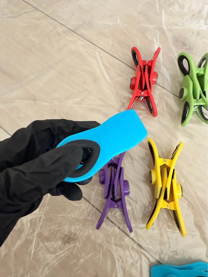 Magnetic Fridge Clips - photo 2