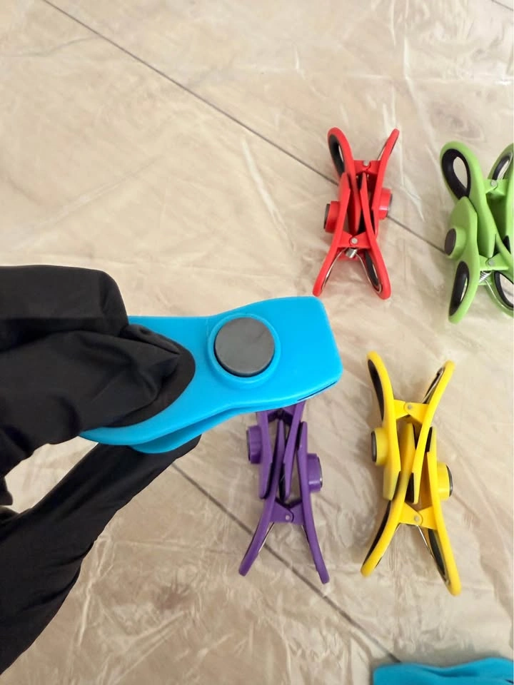 Magnetic Fridge Clips - photo 3