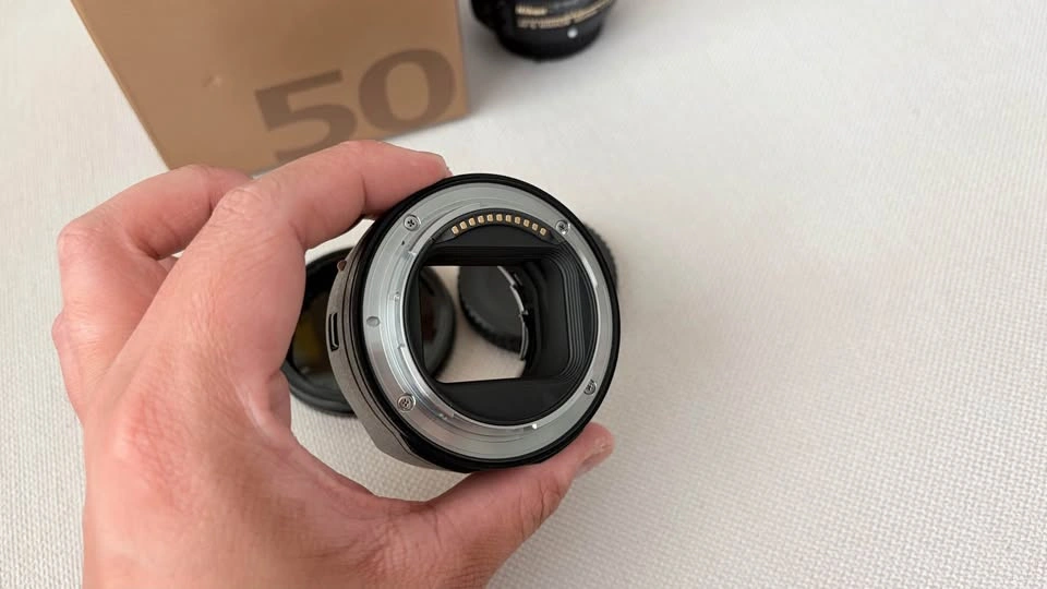 Nikon FTZ II Adapter with 50mm f1.8 Lens - photo 3