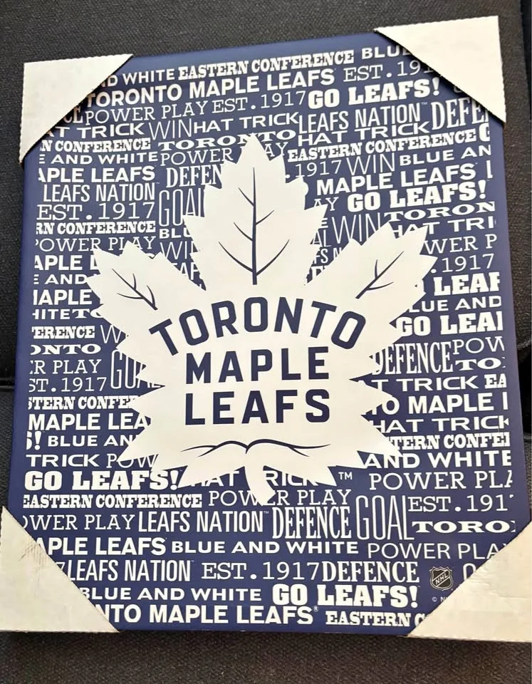 Toronto Maple Leafs on canvas ￼ thumbnail