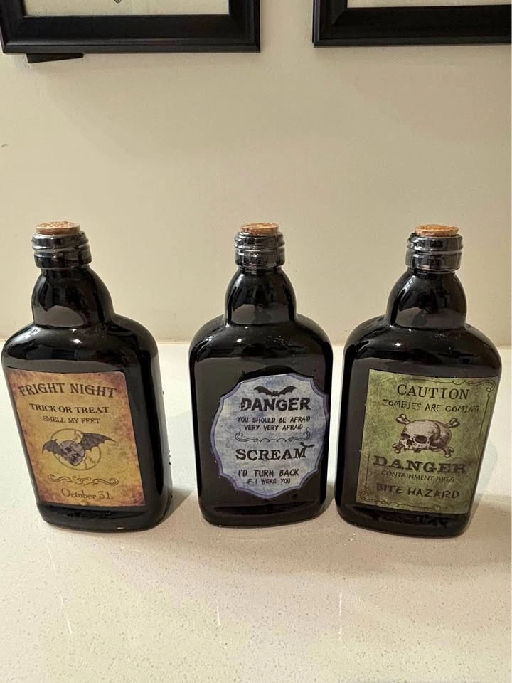 Decorative Potion Bottle Set
