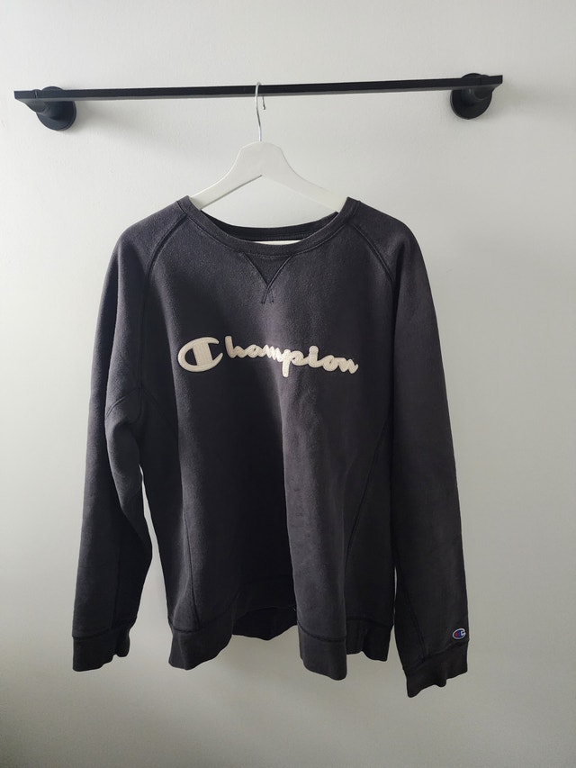 Mens size XL Sweater