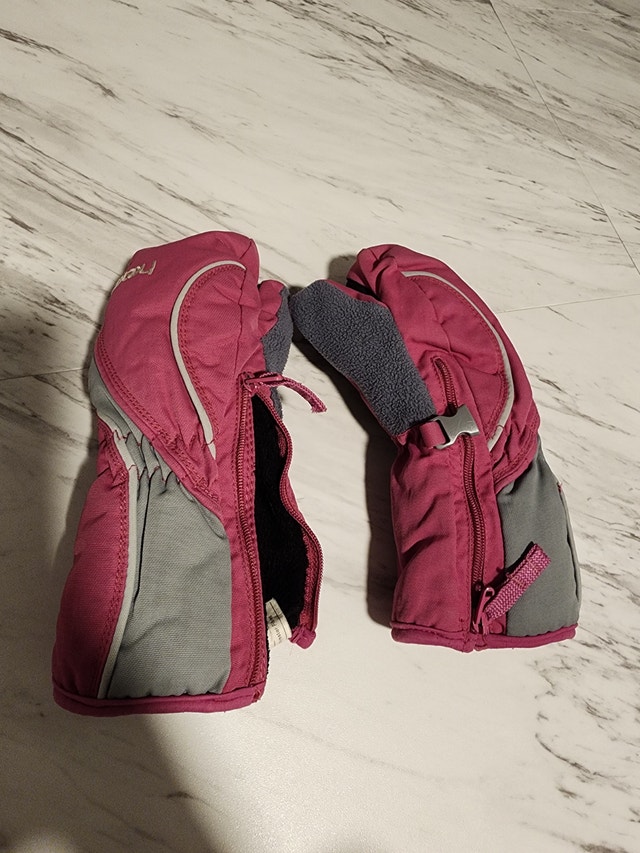 Kids Ski/Snow Gloves with Safety Lock - photo 2