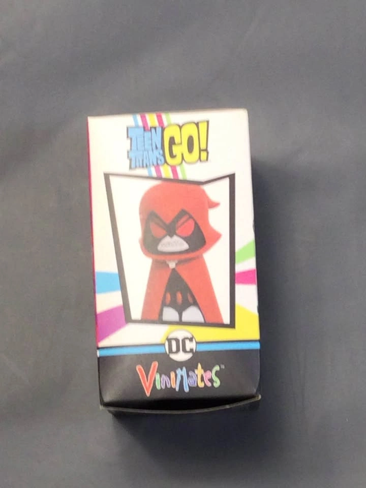Teen Titans Go! ViniMates Red Raven Vinyl Figure New In Box - photo 4