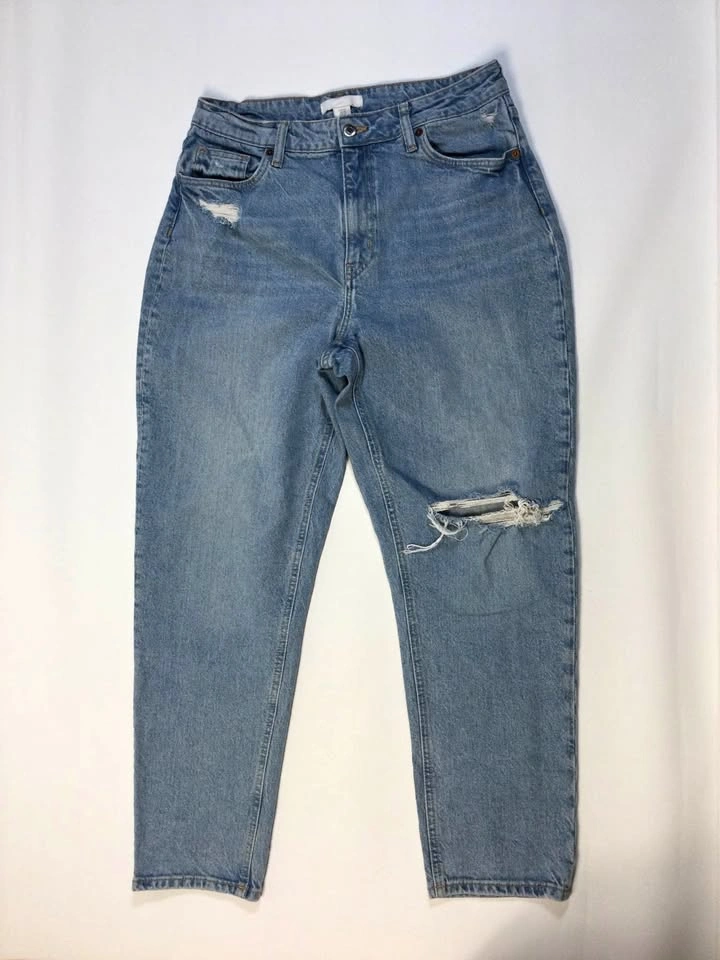 H&M Distressed Light Wash Jeans US 10