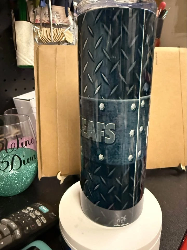 Toronto Maple Leafs Tumbler - Checkerplate Design - 20oz - photo 2