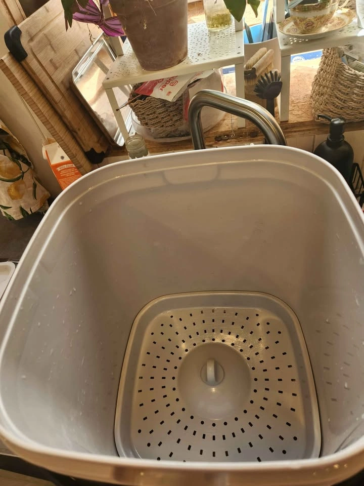 Bokashi Indoor Composter Set - photo 5
