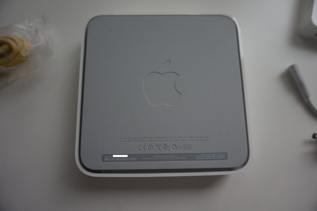 Apple Airport Extreme Base Station A1408 - photo 3