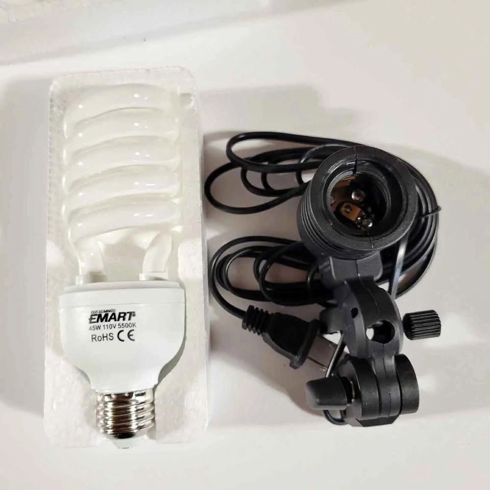 New 45W 5500k Full Spectrum Light Bulb with Socket Mount