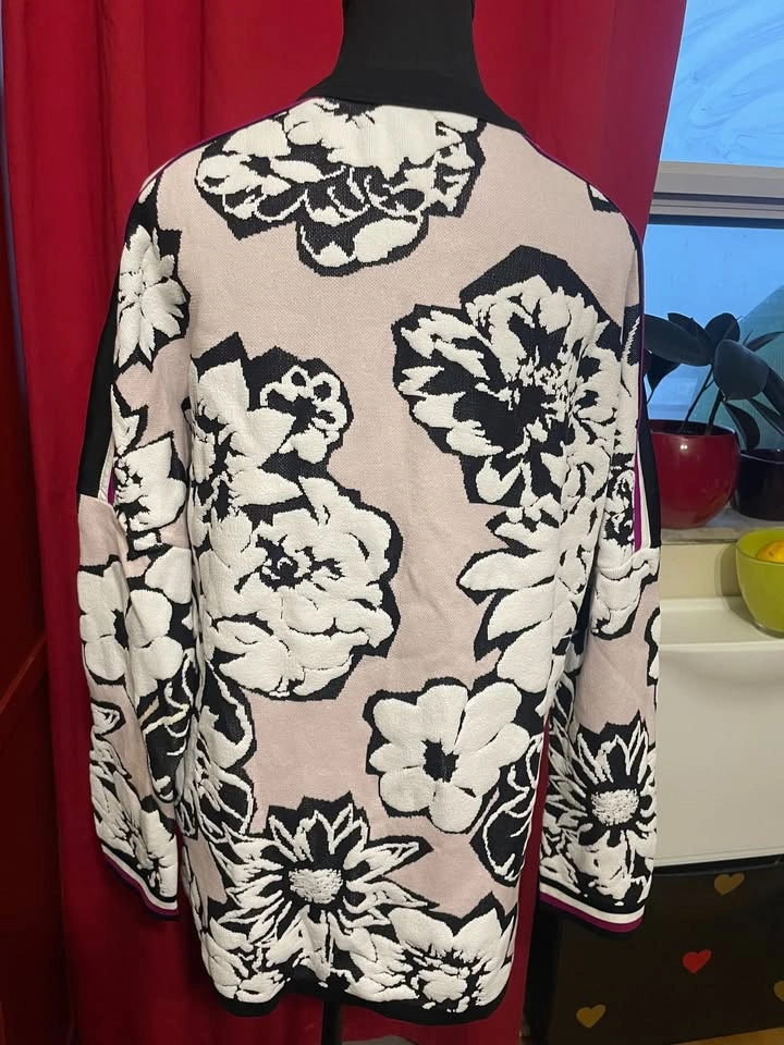 MARC CAIN SPORTS floral crewneck sweater sweatshirt, size M-L - photo 5