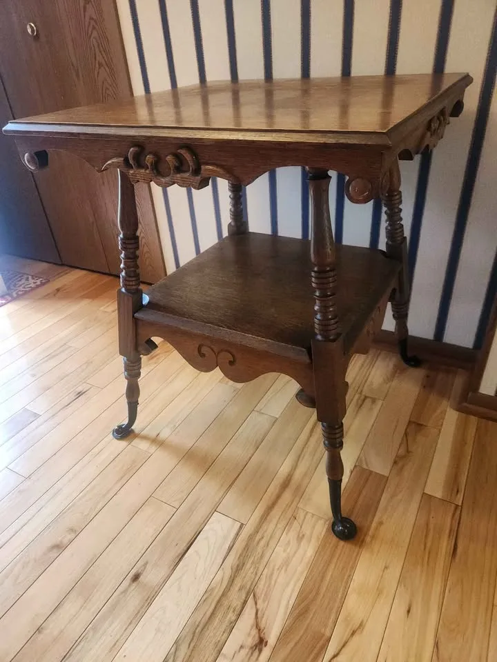 Antique Wooden Parlor Table image indicator(2)