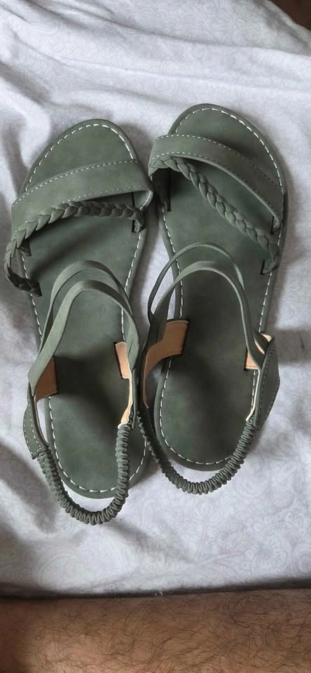 Yanlir Women's Belt Buckle Round Toe Slippers - Size 39 - photo 3