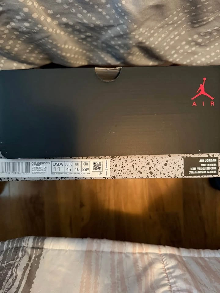 Air Jordan 6 Carmine 2021 - photo 2