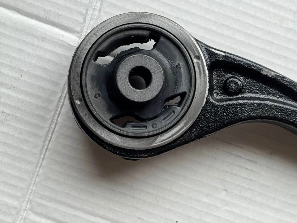 Moog Front Left Lower Control Arm for Honda/Acura - photo 4