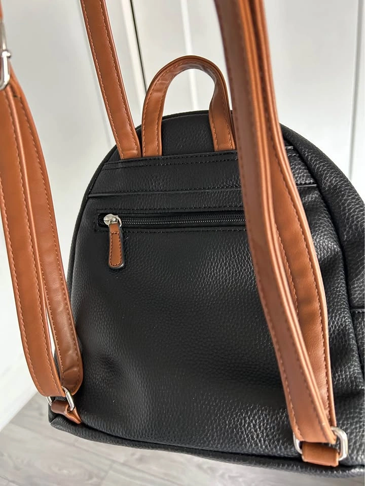 Roots Mini Black Backpack - photo 2