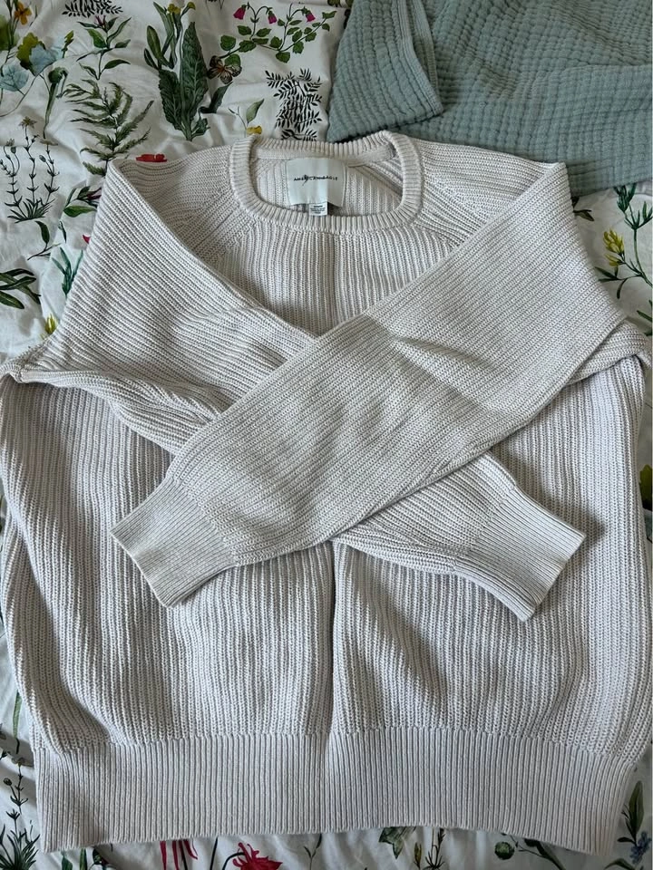 Warm Wool & Cotton Sweaters - $5 each or $20 for all - photo 5
